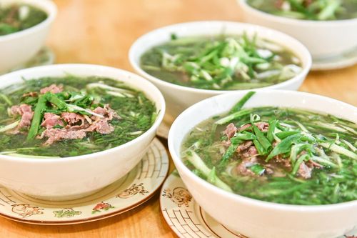 Báo Hàn gợi ý 4 quán phở ngon ở Hà Nội: Nơi phải xếp hàng, nơi không có chanh