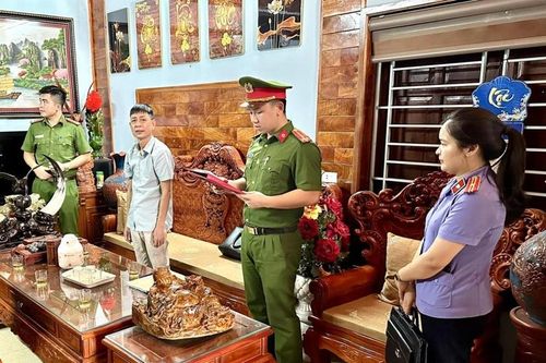 Phê chuẩn khởi tố Phó Giám đốc và kế toán Công ty TNHH Phú Tuấn về tội 'Trốn thuế'