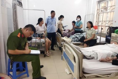 Quảng Ninh: Thêm vụ nghi ngộ độc thực phẩm tại Tp.Hạ Long