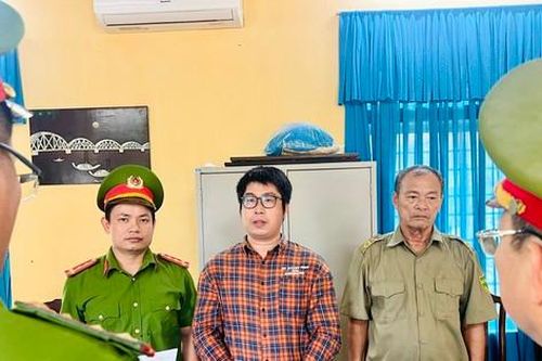 Lừa đảo chiếm đoạt tiền tỷ, cựu nhân viên ngân hàng ở Huế 'sa lưới'