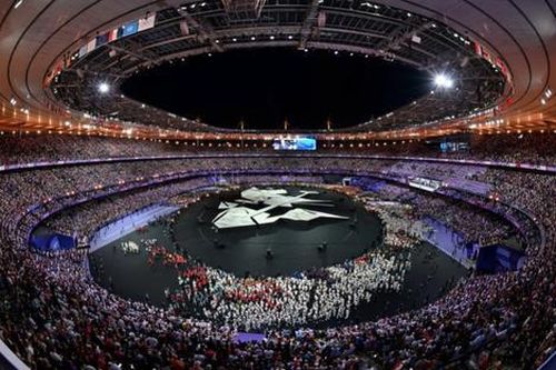 Olympic 2024 bế mạc với sự ấn tượng và không tranh cãi