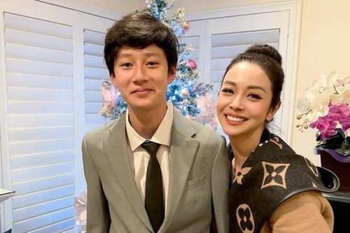 Con trai Jennifer Phạm ngày càng ra dáng nam thần