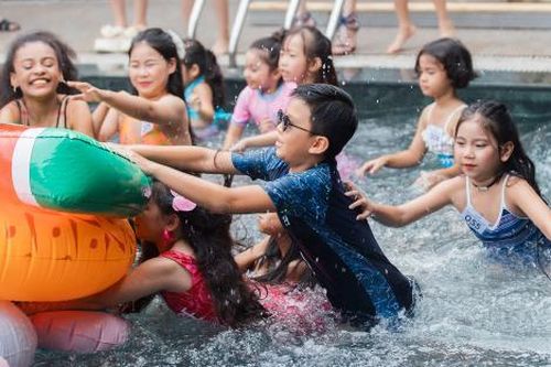 Sôi động sân chơi dành cho mẫu nhí dịp hè