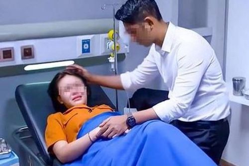 Người phụ nữ bị chẩn đoán ung thư tuyến tụy sau 2 năm xem nhẹ 1 điều khó chịu ai cũng tưởng do ăn no