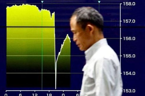 Giới đầu tư Nhật Bản vẫn đặt niềm tin vào chứng khoán sau cú sập lịch sử