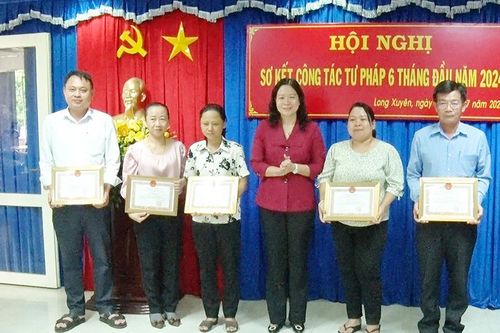 Ngành tư pháp Long Xuyên tiếp tục phát huy tốt các nhiệm vụ