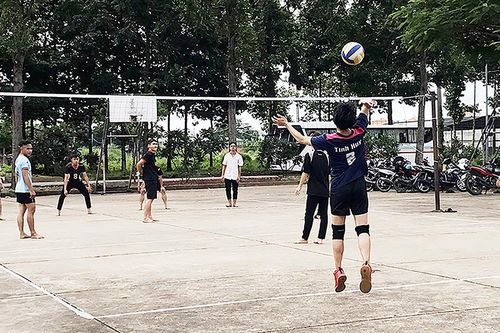 Phát triển phong trào đánh bóng chuyền