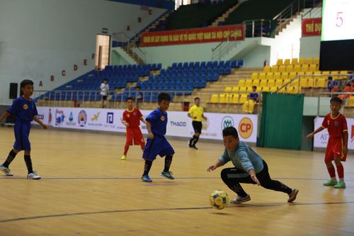 Biên Hòa thắng đậm 7-1, chính thức tiến vào bán kết