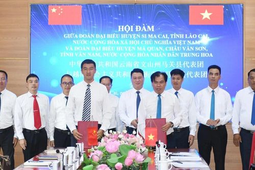 Hội đàm, ký kết hợp tác giữa huyện Si Ma Cai (Lào Cai, Việt Nam) và huyện Mã Quan (Vân Nam, Trung Quốc)