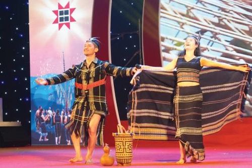 Rơ Ông K'Gem - sơn ca của buôn làng B'Nớ C