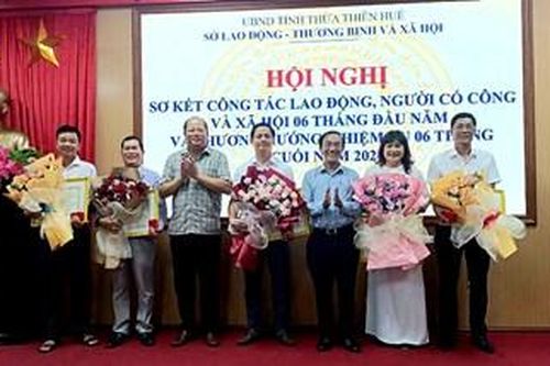 Thực hiện toàn diện công tác lao động, người có công và xã hội