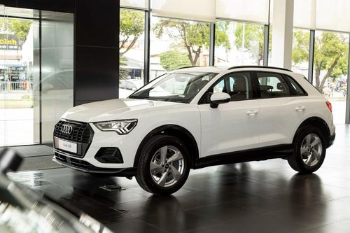 Audi Q3 Advanced Black Edition cá tính ra mắt khách hàng Việt