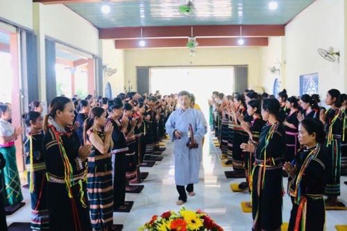 Phú Yên: Tổ chức khóa tu dành cho đồng bào, Phật tử dân tộc H.Sông Hinh