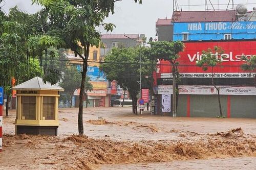 Giảm thiểu rủi ro mưa lũ, sạt lở đất và những điều cần biết