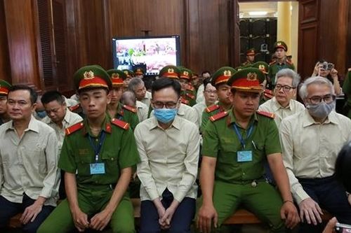 'Quy ước mật' để bỏ qua... lỗi đăng kiểm phương tiện