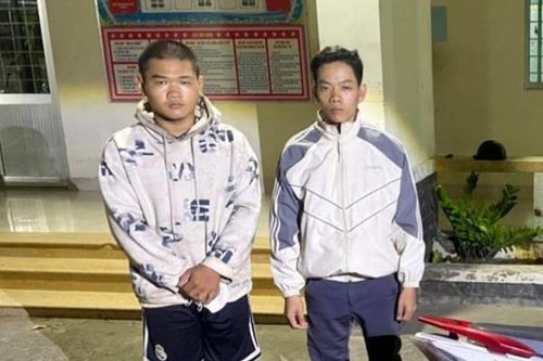 Kiểm tra xe không biển số, 'lòi' 2 kẻ cướp giật