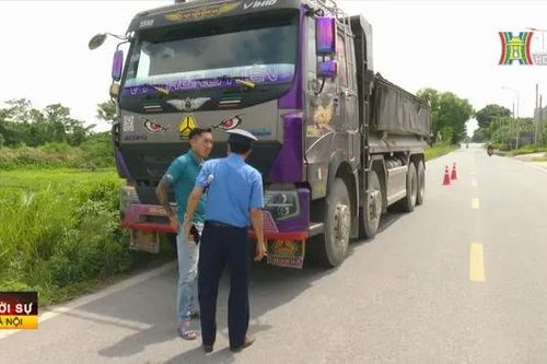 Xử lý từ đầu bến bãi để ngăn chặn xe quá tải