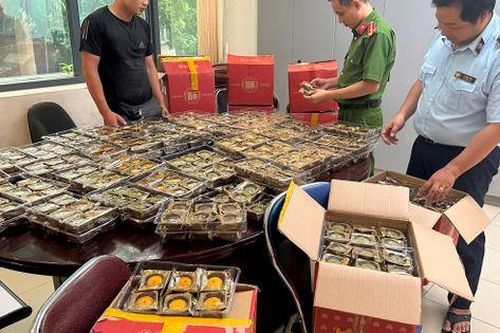 Hà Nội: Quyết liệt ra quân kiểm soát thị trường dịp Tết Trung thu 2024