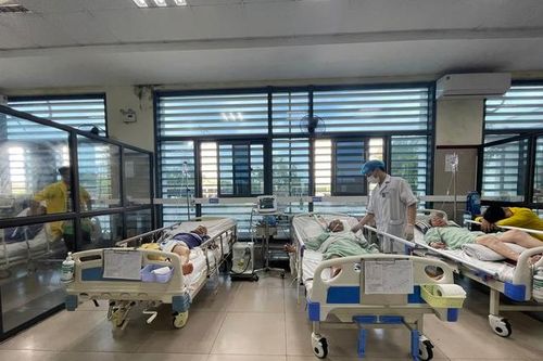 Liên tiếp 2 người đàn ông ở Lạng Sơn nhập viện sau khi cùng nhau uống rượu