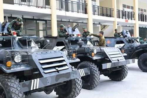 Ống kính bạn đọc: Ngày kỹ thuật ở Đại đội Trinh sát cơ giới