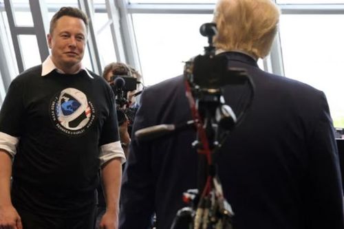 Cuộc phỏng vấn trên X giữa hai ông Elon Musk và Donald Trump bị tin tặc tấn công