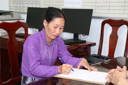 Đối tượng thay tên đổi họ trốn truy nã gần 20 năm 'sa lưới'