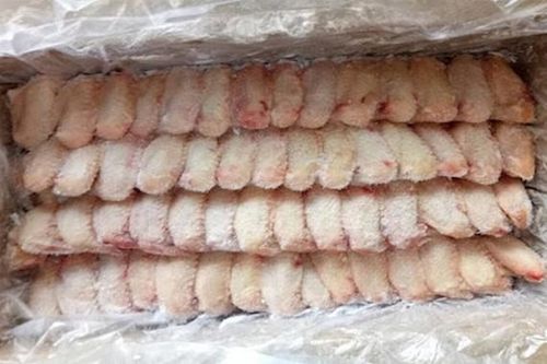Cựu giám đốc bị kết án 9 năm tù vì ăn cắp cánh gà trong đại dịch