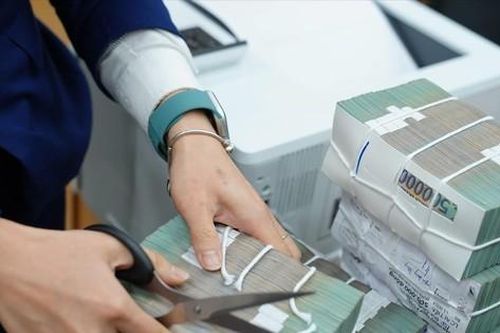 Lộ diện thêm nhiều 'ông lớn' là cổ đông ngân hàng