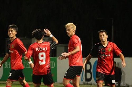 Cựu HLV tuyển Campuchia Keisuke Honda bất ngờ ra sân thi đấu tại Cúp châu Á
