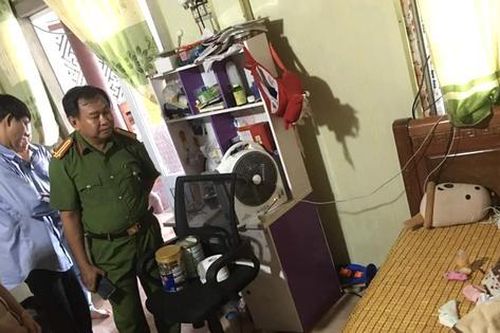 Trong một đêm có 2 trẻ sơ sinh bị bỏ rơi trước ngôi chùa