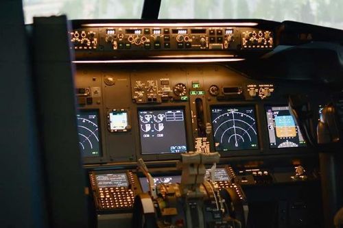 Tấn công giả mạo GPS vô hiệu hóa hệ thống liên lạc mã hóa máy bay dân dụng