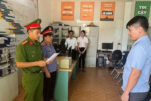 Khởi tố phó hiệu trưởng trường trung cấp nghề ở Thanh Hóa