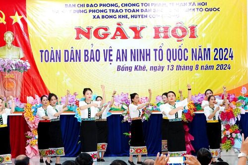 Trưởng ban Tổ chức Tỉnh ủy Nghệ An dự Ngày hội 'Toàn dân bảo vệ an ninh Tổ quốc' tại Con Cuông