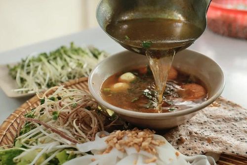 Thưởng thức mỳ Quảng - Di sản Văn hóa Phi vật thể Quốc gia