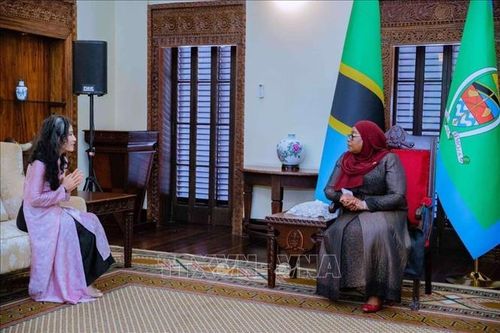 Tổng thống Tanzania khẳng định coi trọng quan hệ hợp tác hữu nghị với Việt Nam