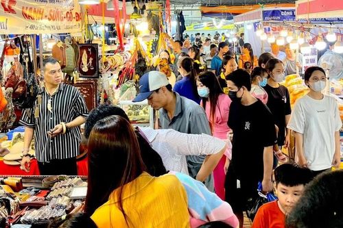 Long An quảng bá, giới thiệu sản phẩm OCOP tại hội chợ 'Tự hào hàng Việt Nam'