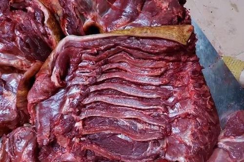 Bất ngờ thịt lợn rừng được rao bán với giá 'siêu rẻ', ba chỉ giá từ 95.000 đồng/kg