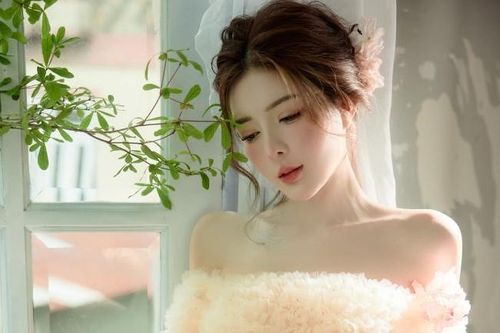 'Say đắm' trước vẻ đẹp như búp bê của hot girl Khánh Hòa