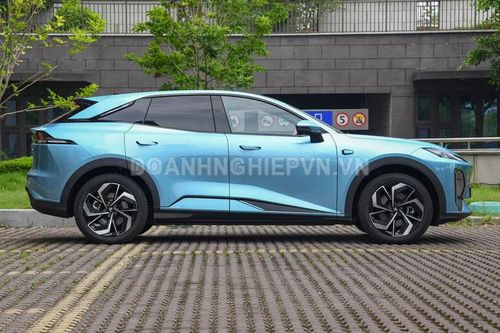 SUV 'chất như nước cất' siêu tiết kiệm xăng, giá rẻ bất ngờ