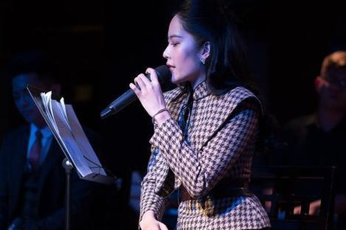 Nam Em được mời đi hát trở lại?