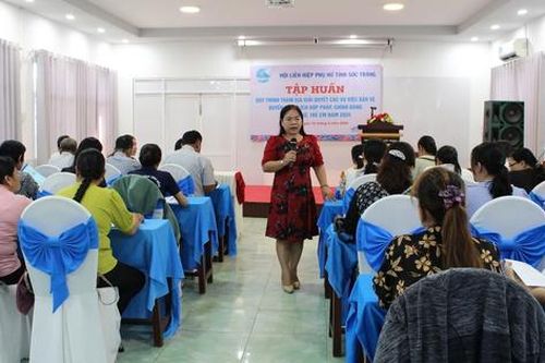 Sóc Trăng: Tập huấn về quy trình tham gia giải quyết các vụ việc liên quan phụ nữ và trẻ em