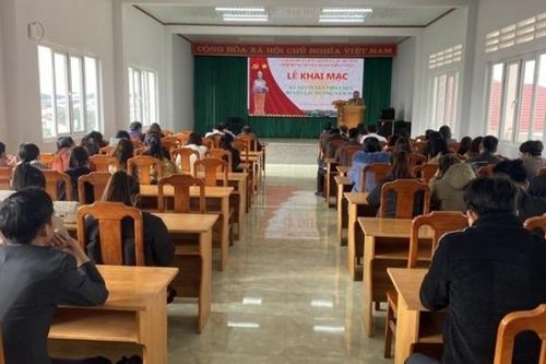 Bộ Nội vụ nói gì về công tác thanh tra tuyển dụng công chức?