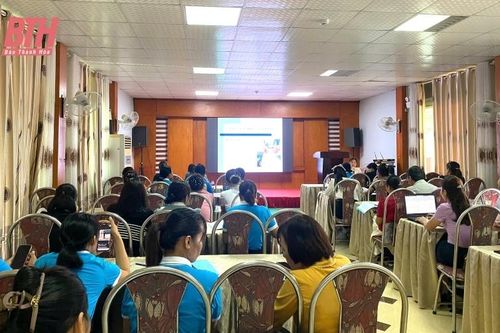 Tập huấn nâng cao năng lực cho cán bộ kế toán tại các HTX do phụ nữ làm chủ