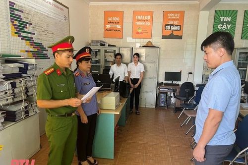 Phê chuẩn khởi tố Phó hiệu trưởng, Phó trưởng phòng đào tạo Trường Trung cấp nghề Hưng Đô