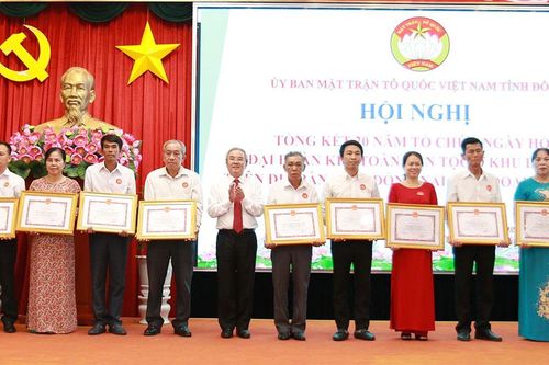 Khơi dậy mạnh mẽ tinh thần yêu nước trong nhân dân