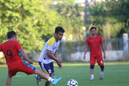 6 đội bóng tranh tài ở Giải Bóng đá Công an thị xã Ayun Pa