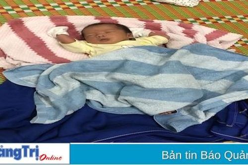 Triệu Phong: Một đêm, phát hiện 2 trẻ sơ sinh bị bỏ rơi trước hai ngôi chùa