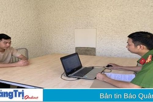 Tạm giữ hình sự đối tượng dùng kéo đâm trọng thương người khác