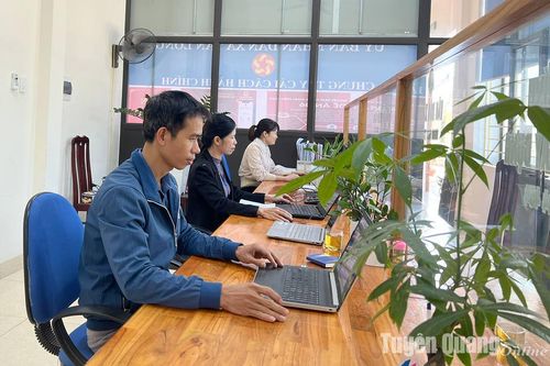 Quyết định về quy chế tuyển dụng công chức xã, phường, thị trấn trên địa bàn tỉnh Tuyên Quang