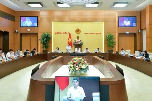 Cho thôi nhiệm vụ đại biểu Quốc hội với ông Đặng Quốc Khánh và ông Chẩu Văn Lâm